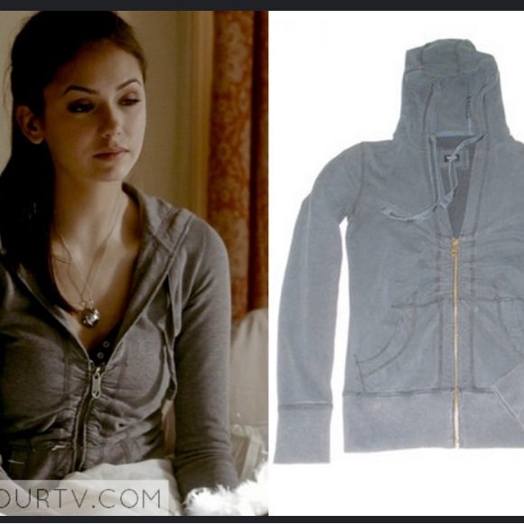 ISO these 5 Elena Gilbert items if anyone is selling any of these. - Picture 2 of 5